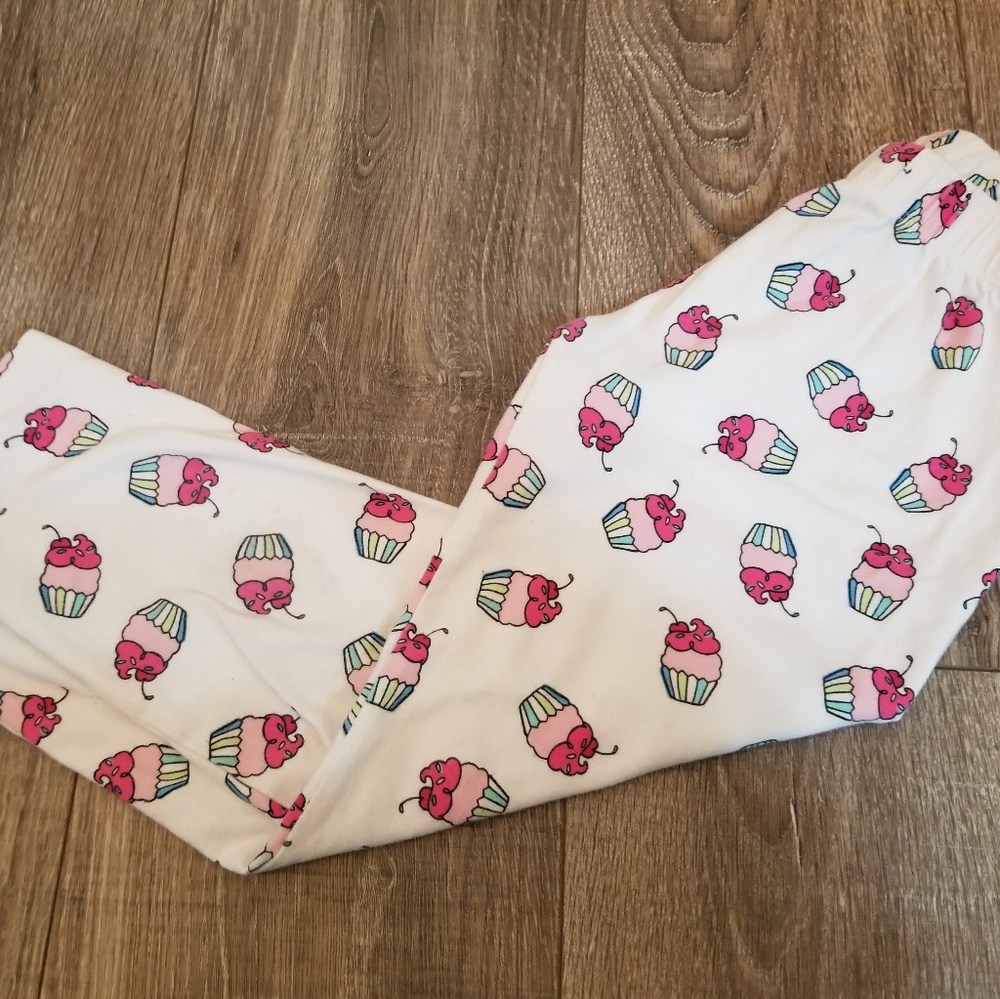 Super cute cupcake print lounge pants size sm Jrs